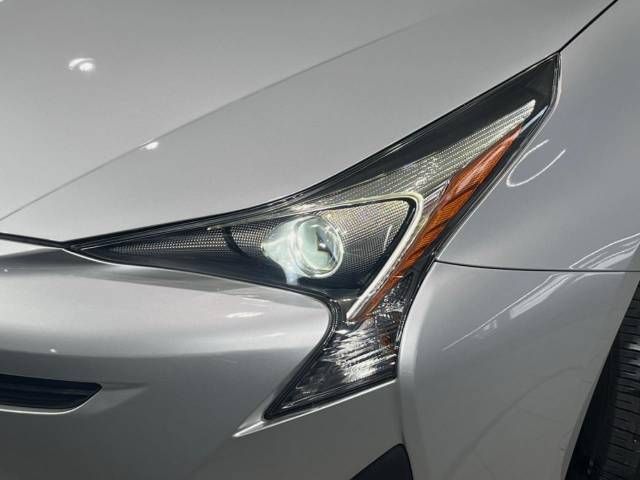 Toyota PRIUS 2017-12 20663-12
