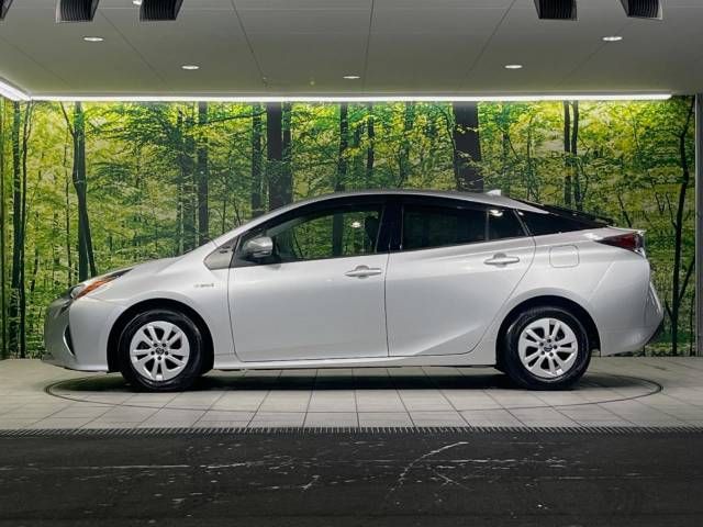 Toyota PRIUS 2017-12 20663-16