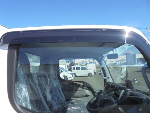 Mitsubishi CANTER 2023-03 7306-8