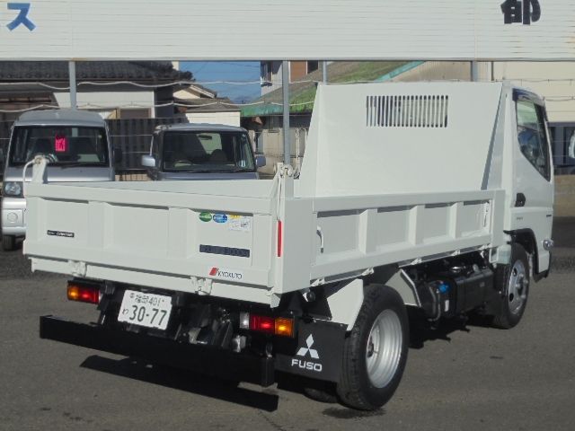 Mitsubishi CANTER 2023-03 7306-2