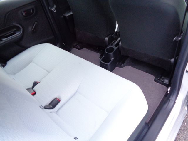 Toyota AQUA 2018-11 189867-28
