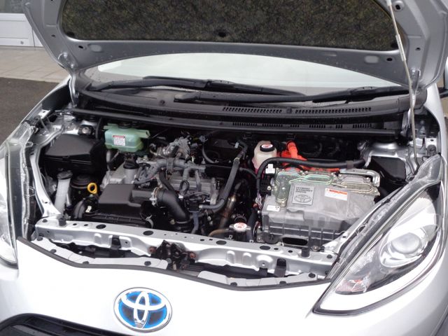 Toyota AQUA 2018-11 189867-16