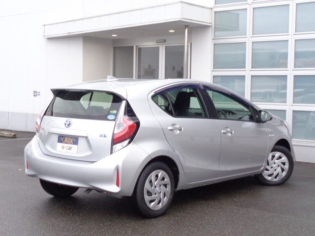 Toyota AQUA 2018-11 189867-2