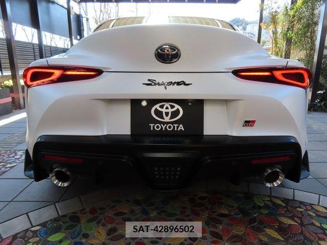 Toyota SUPRA 2022-12 211805-4