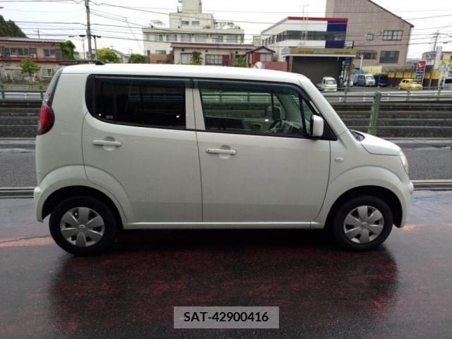 Nissan MOCO 2011-08 324524-9