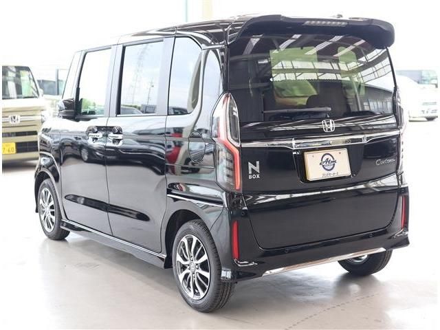 Honda N BOX CUSTOM 2023-05 190348-22