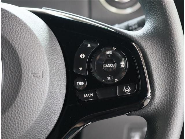 Honda N BOX CUSTOM 2023-05 190348-10