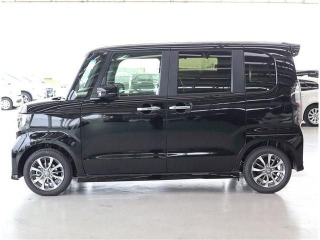 Honda N BOX CUSTOM 2023-05 190348-26