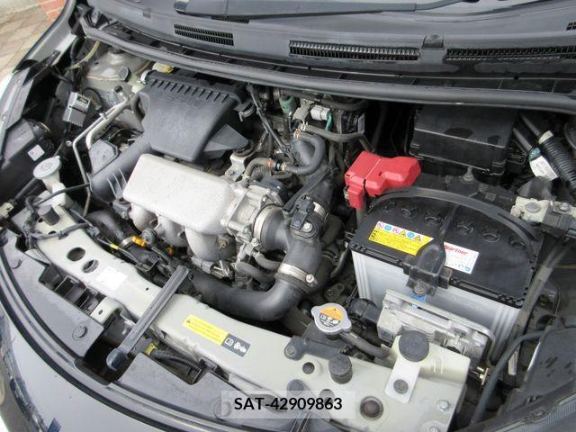 Nissan NOTE 2013-05 238846-9