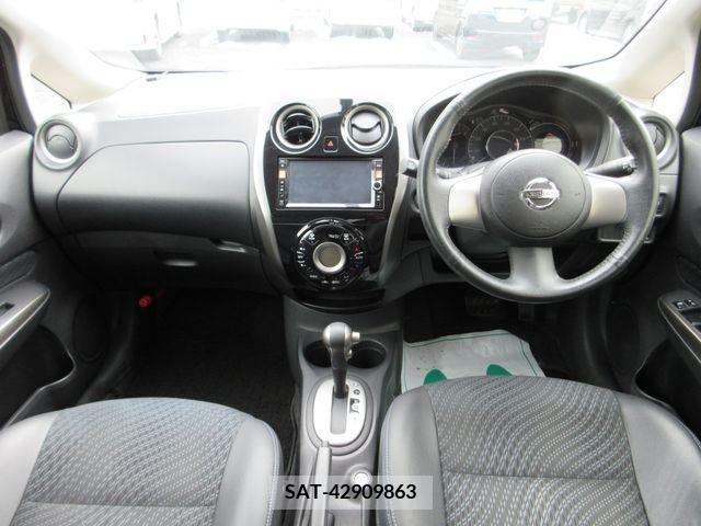 Nissan NOTE 2013-05 238846-1