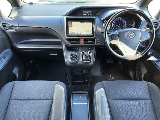 Toyota VOXY HYBRID 2015-08 14571-1