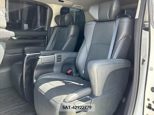 Toyota ALPHARD 2022-06 258869-17
