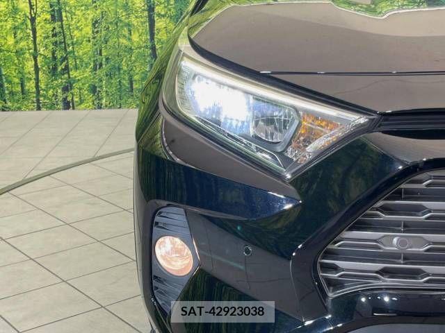 Toyota RAV4 2019-09 340827-12