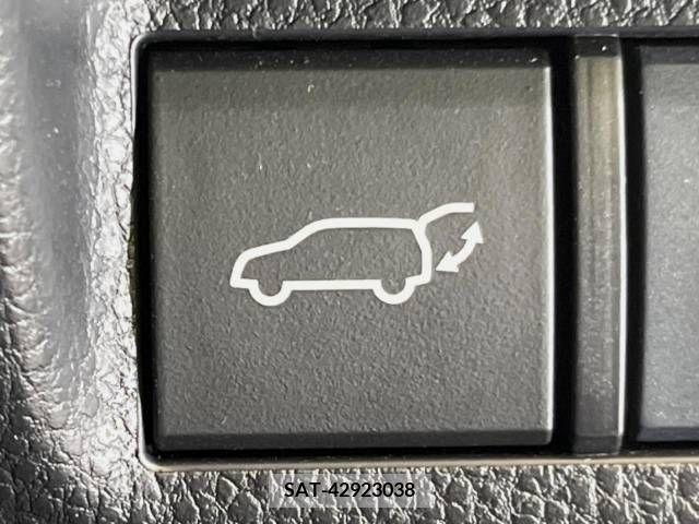 Toyota RAV4 2019-09 340827-7
