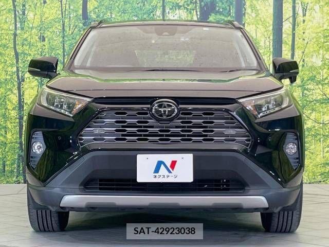 Toyota RAV4 2019-09 340827-14