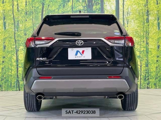 Toyota RAV4 2019-09 340827-15