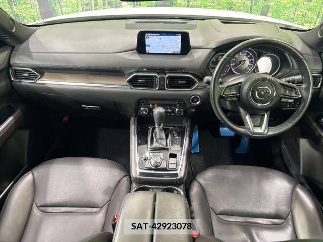 Mazda CX-8 2018-06 373275-1