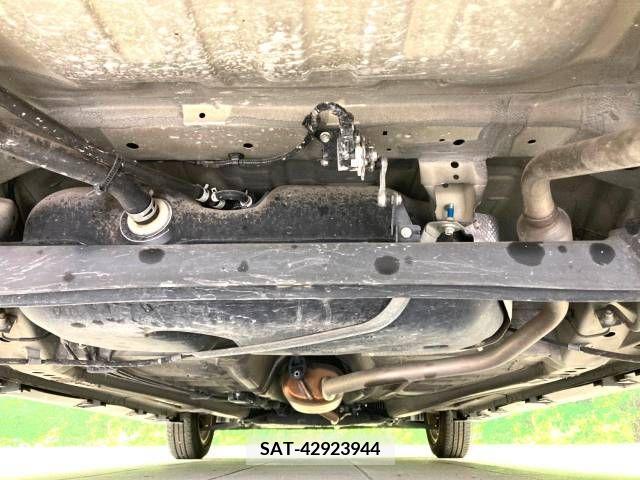 Suzuki SPACIA 2018-02 336796-19