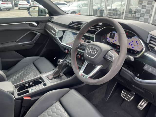 Audi RS Q3 2021-07 10174-9