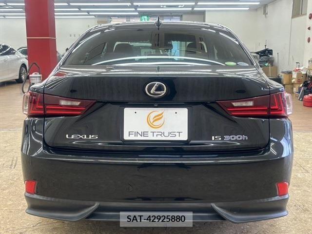 Lexus IS 2014-03 388363-15