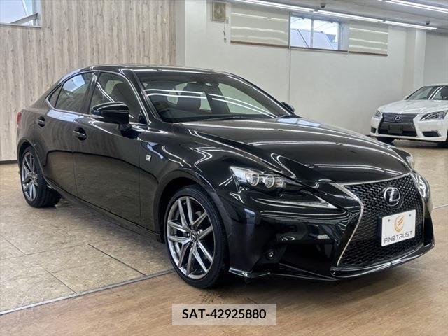 Lexus IS 2014-03 388363-13