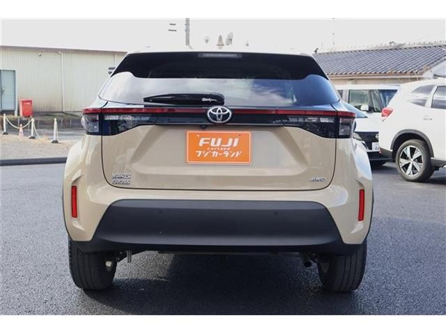 Toyota YARIS CROSS 2023-06 191245-28