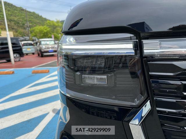 Honda N BOX CUSTOM 2024-04 280068-11