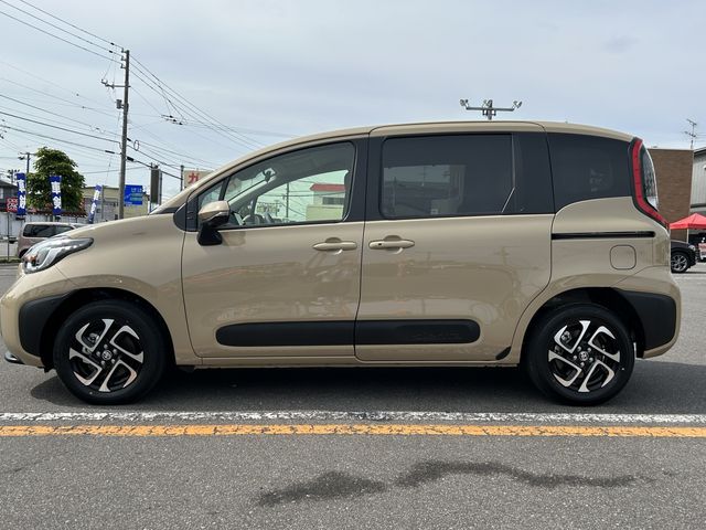 Toyota SIENTA 2023-02 188790-4