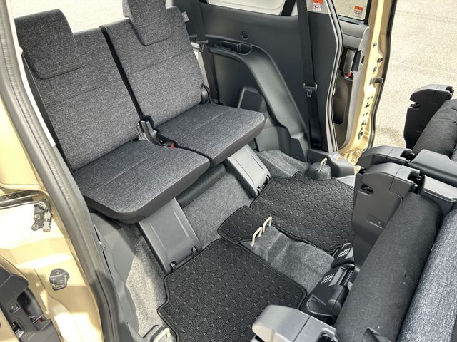 Toyota SIENTA 2023-02 188790-24