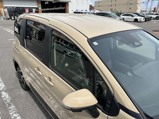 Toyota SIENTA 2023-02 188790-7
