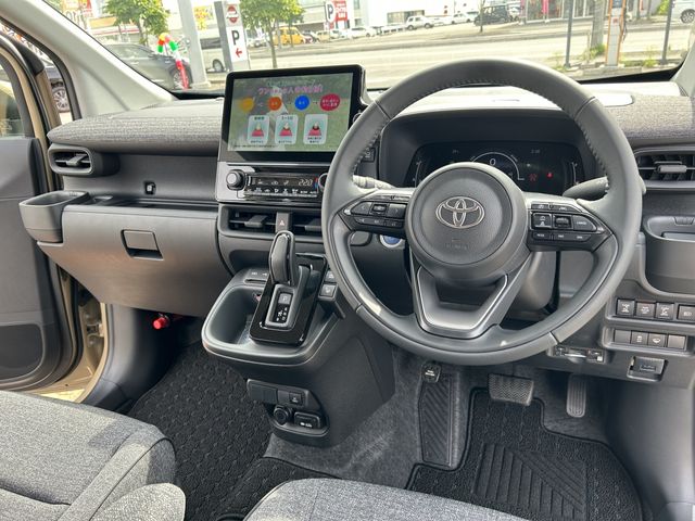 Toyota SIENTA 2023-02 188790-11