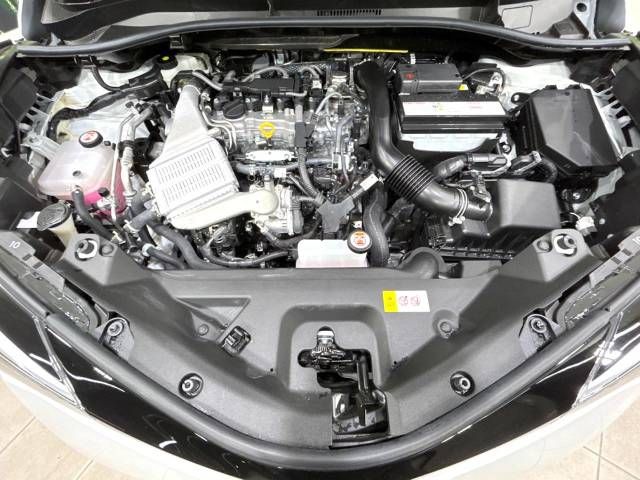 Toyota C-HR 2023-06 182955-18