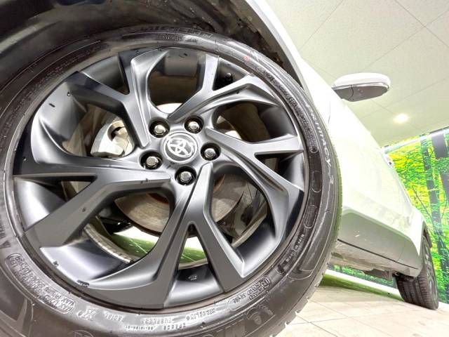 Toyota C-HR 2023-06 182955-13