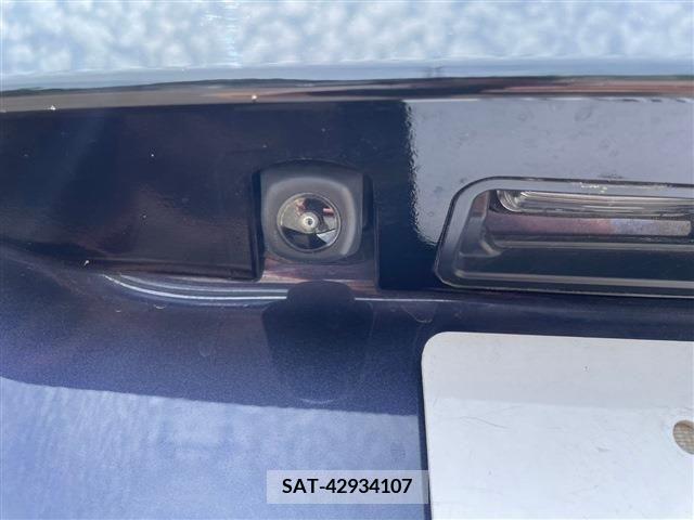 Toyota ESQUIRE 2017-02 269800-14