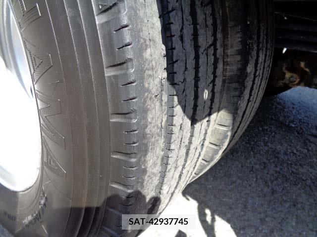 Hino DUTRO 2018-03 267761-21