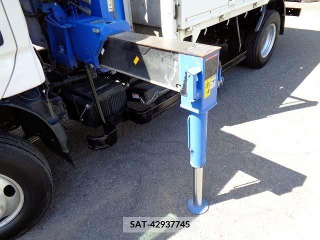 Hino DUTRO 2018-03 267761-12