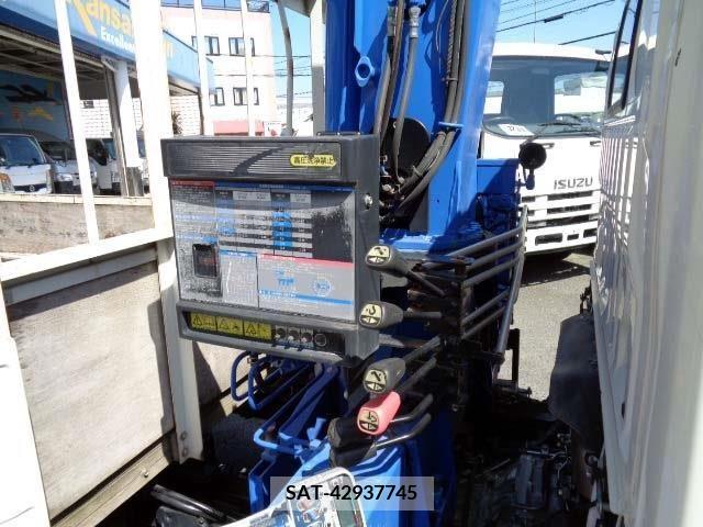 Hino DUTRO 2018-03 267761-9