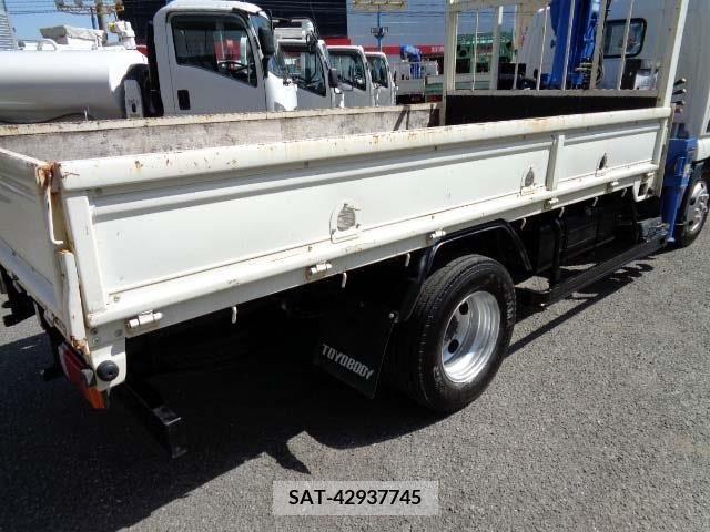 Hino DUTRO 2018-03 267761-25