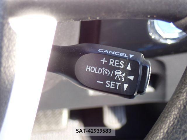 Toyota PRIUS 2018-10 202365-11
