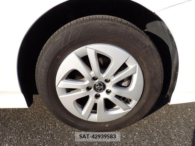 Toyota PRIUS 2018-10 202365-17