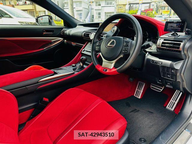 Lexus RC F 2019-05 242931-1