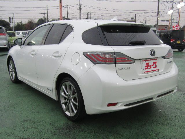 Lexus CT 2013-01 189905-8