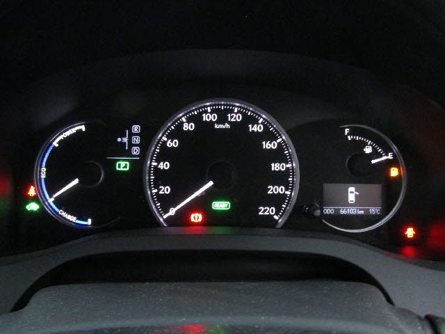 Lexus CT 2013-01 189905-7