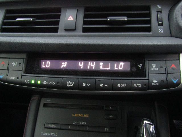 Lexus CT 2013-01 189905-14