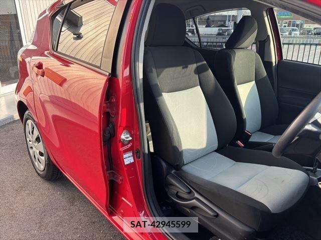 Toyota AQUA 2014-07 213644-19