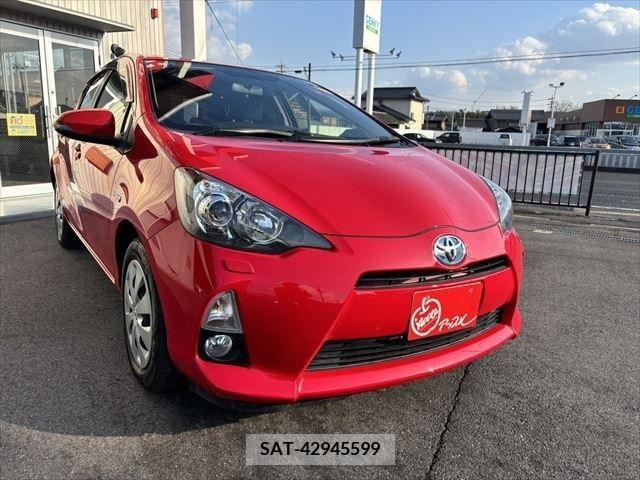 Toyota AQUA 2014-07 213644-2