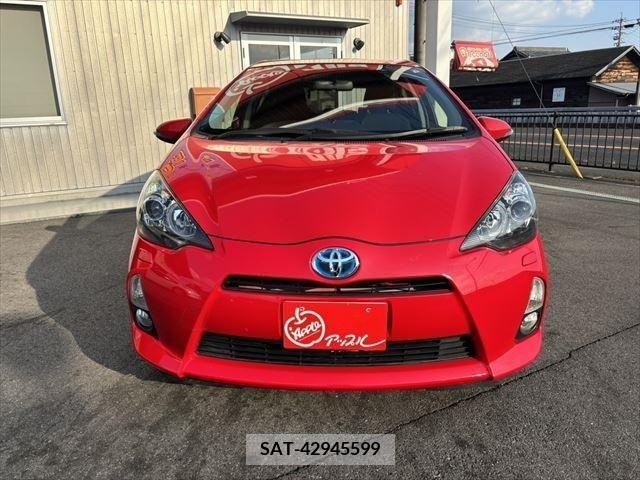 Toyota AQUA 2014-07 213644-1
