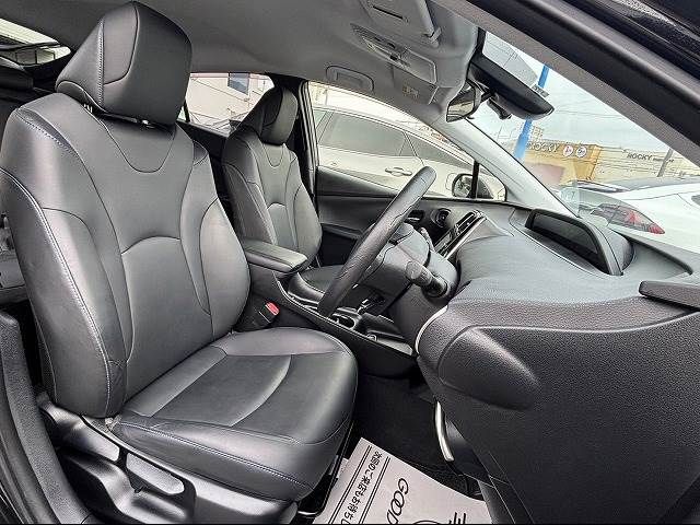 Toyota PRIUS 2016-07 182329-4