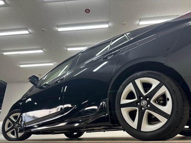 Toyota PRIUS 2016-07 182329-18