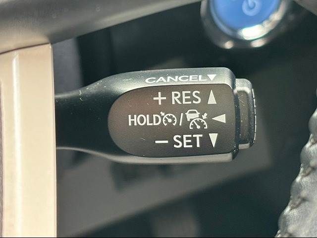 Toyota PRIUS 2016-07 182329-6